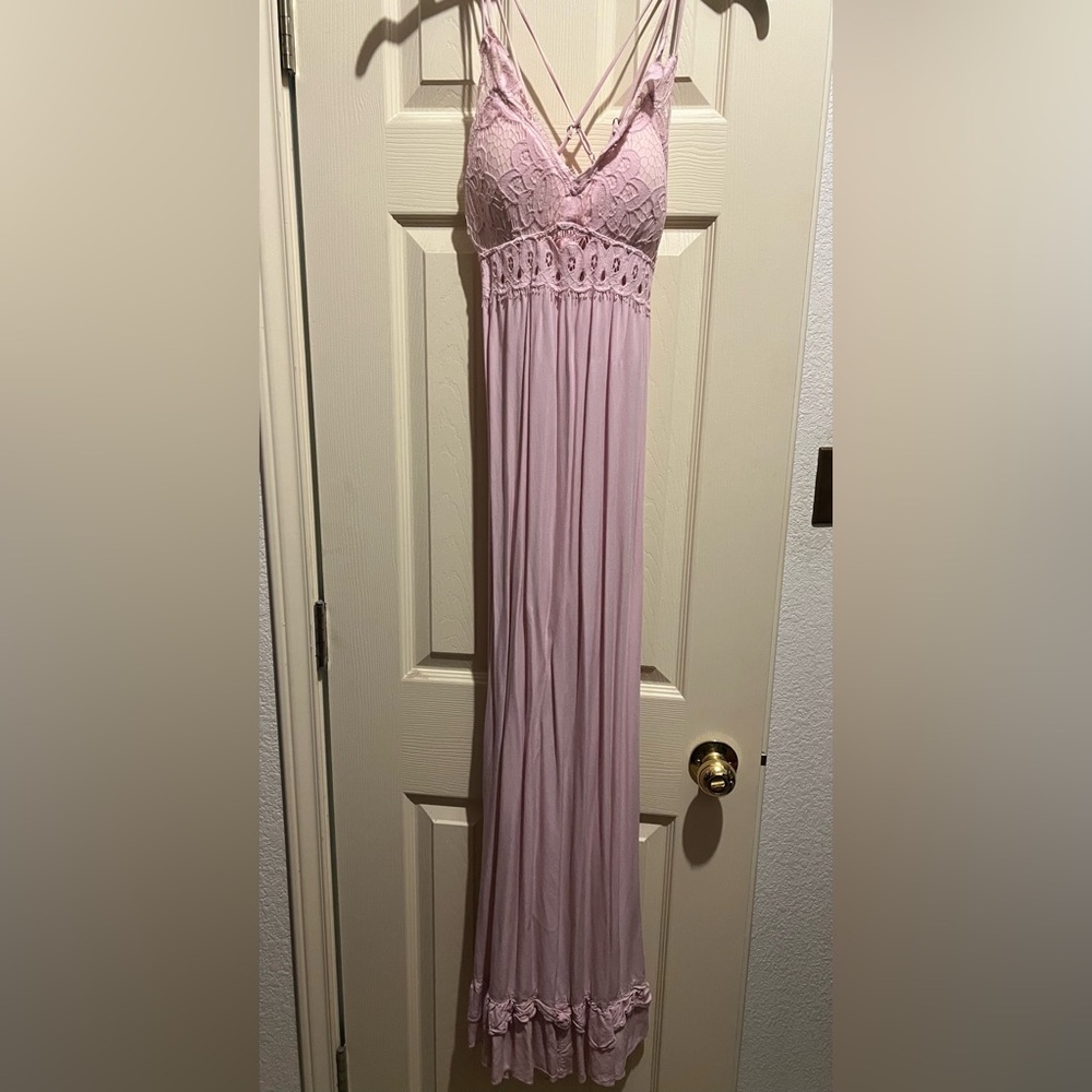 Pink Lily Dress, size small, light pink.